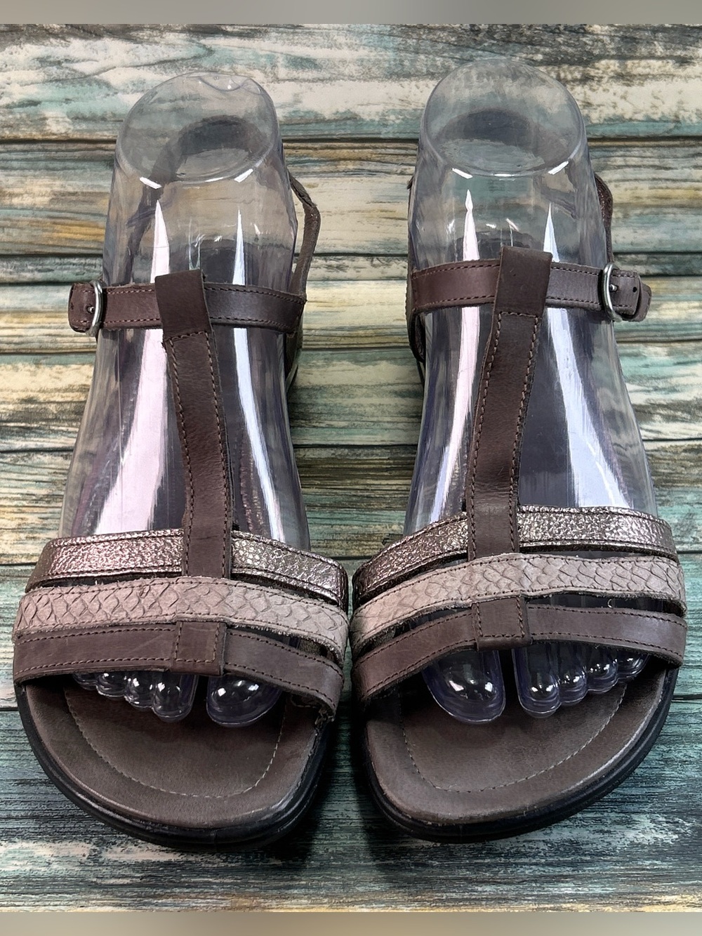 ECCO Sensata Sandals Size 8-8.5 T-Strap Open Toe Casual Dress Wedge Gray Leather